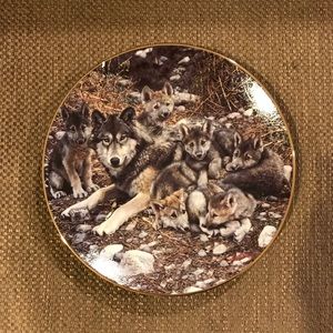 Den Mother Wolf Collectible Plate